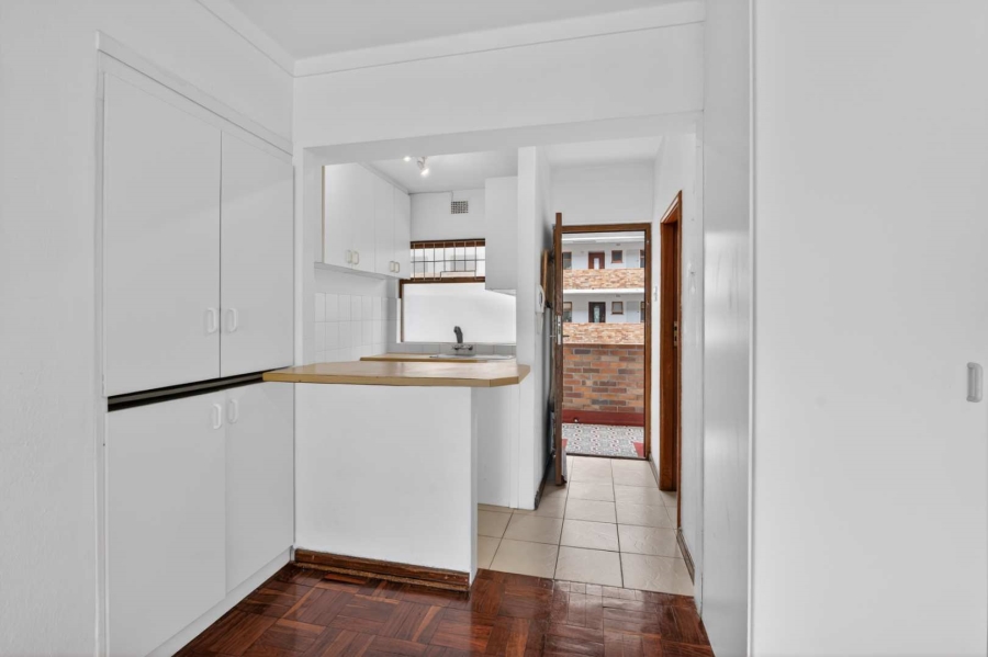 0 Bedroom Property for Sale in Sea Point Western Cape